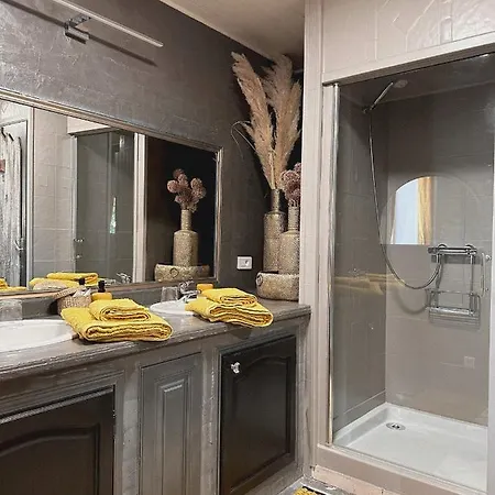 La Demeure Des Poetes D'hotes Πανσιόν