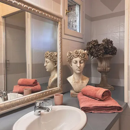 La Demeure Des Poetes D'hotes