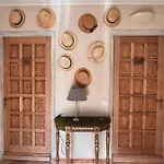 La Demeure Des Poetes D'hotes Gæstehus 3*