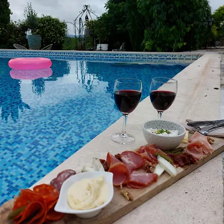 بيت ضيافة La Demeure Des Poetes D'hotes