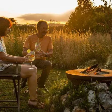 Gæstehus La Demeure Des Poetes D'hotes Mouzieys-Panens