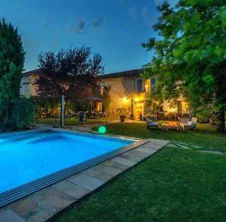 La Demeure Des Poetes D'hotes